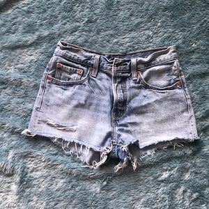 Levi’s 501 mid rise cutoffs